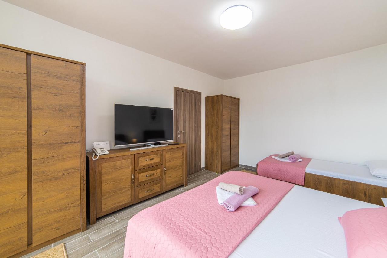 Apartment Sunrise Ploce Ploce  Buitenkant foto